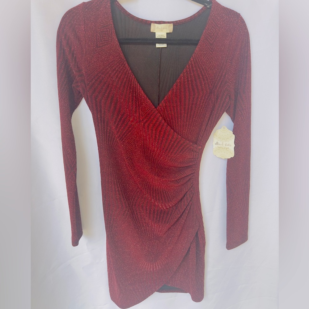 Altar’d State Sparkly Bodycon Red/Maroon Long Sleeve Mini Dress Size: XS